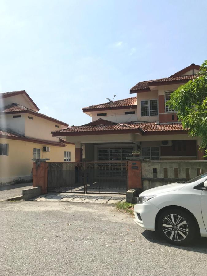Solehah Holiday home *